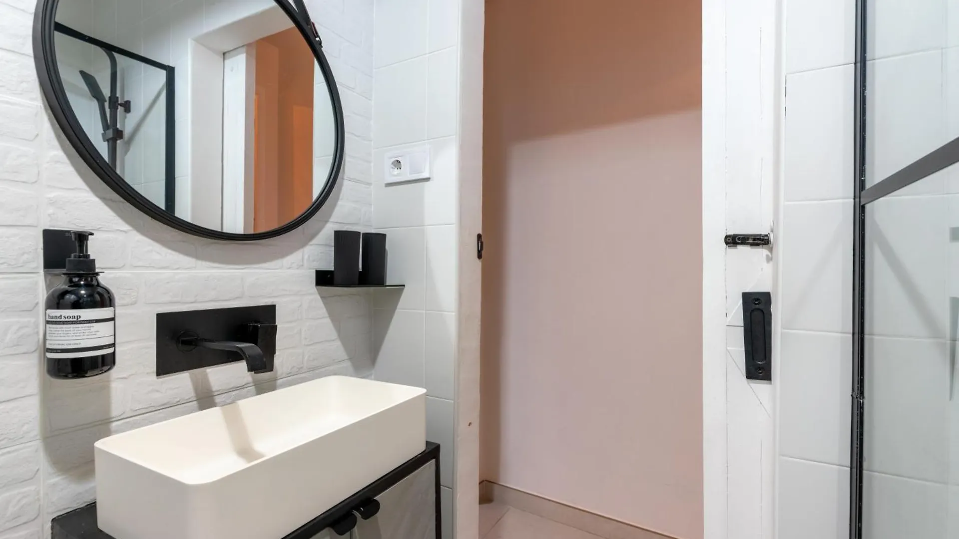 Adriana'S House Apartment Seville 0*,  Spain